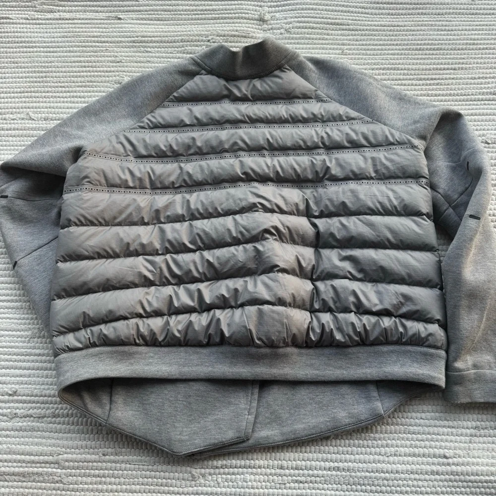 Nike Women's Aeroloft Tech Fleece Moto Gray Large